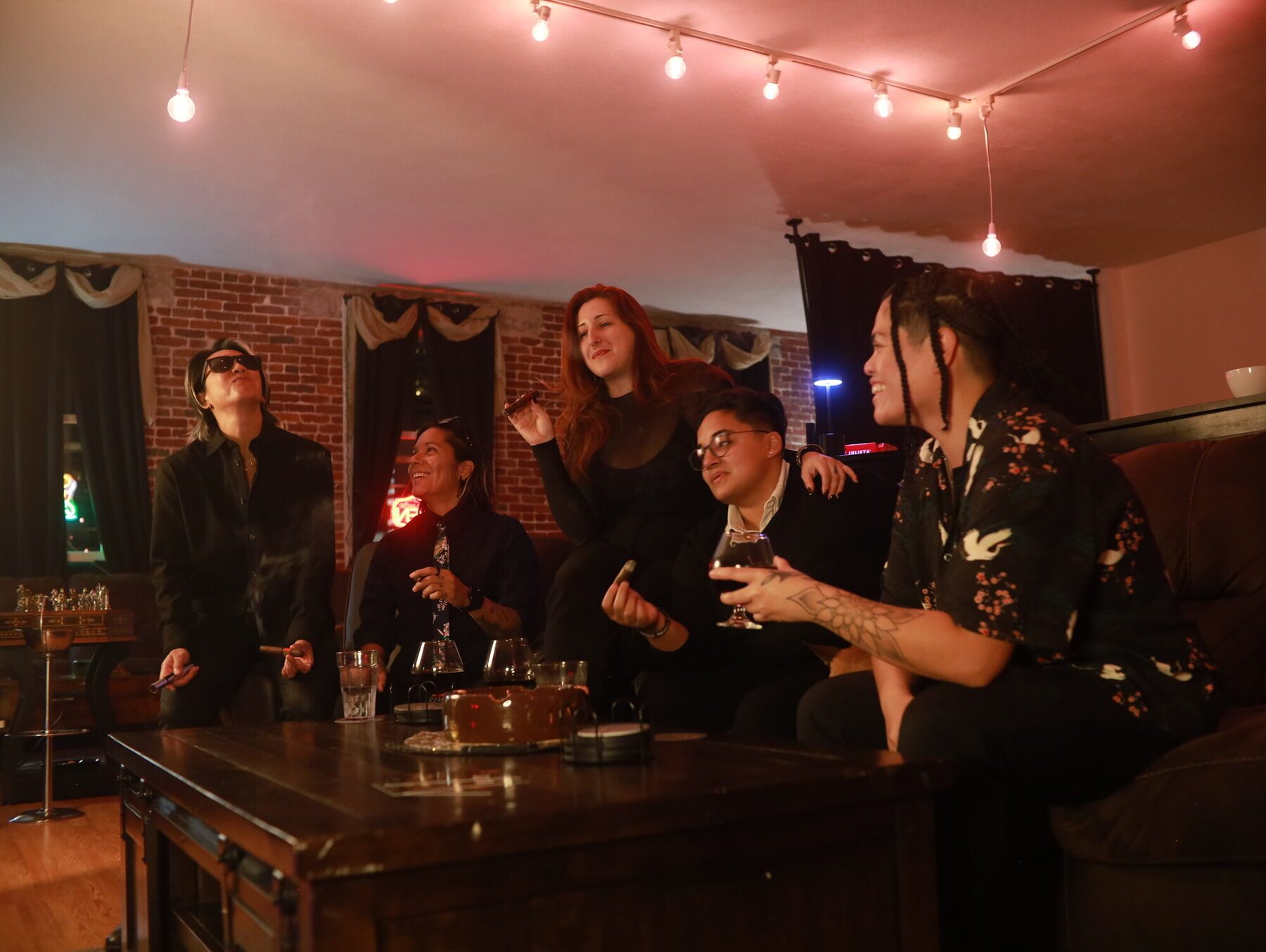 Royal Leaf lounge moment