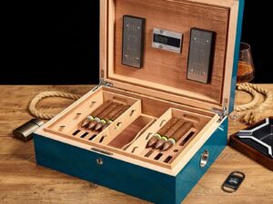 Cedar Wood Cigar Humidor with Gloss Finish